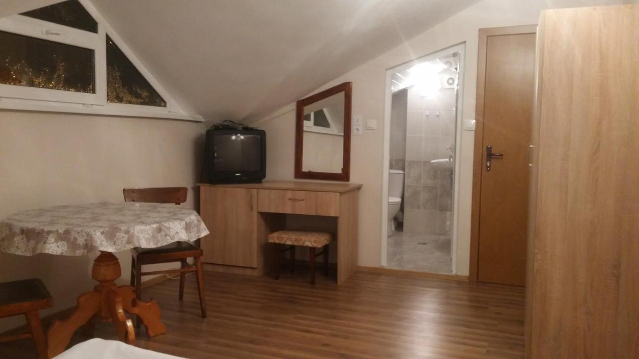 Дом Бакалски-Кмета Narechenski Bani Exterior photo