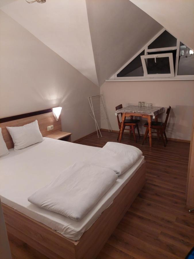 Дом Бакалски-Кмета Narechenski Bani Room photo